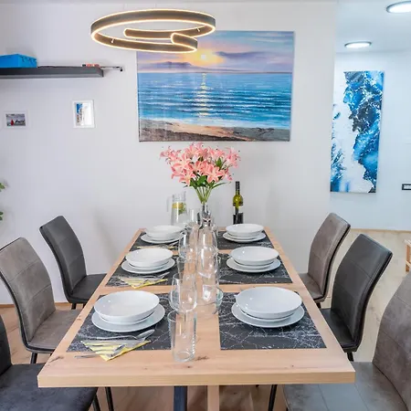 Sesto Apartamento *