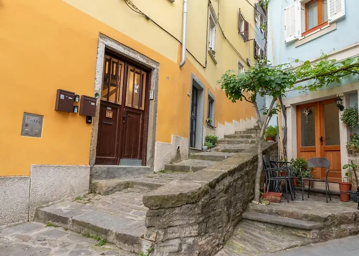 アパート Sesto ピラン